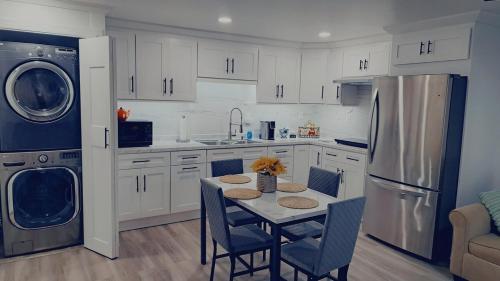 Country Blue Getaway by the Ranch Fields in Auburndale (FL)