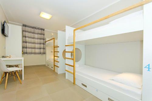 Hostel Dvor - image 5