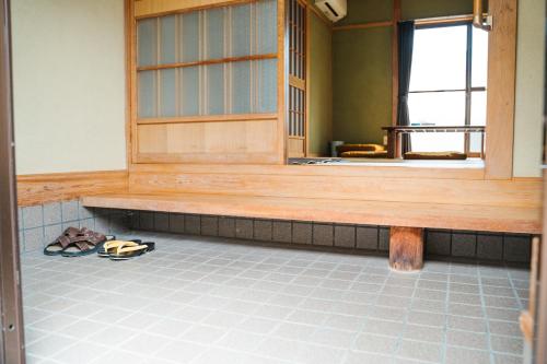 木の家ゲストハウス松山本館