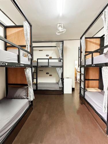 Beanstay hostel near Phuket Trickeye Museum