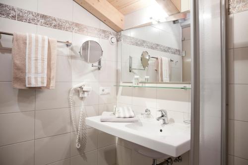 Hotel Troschana - image 12