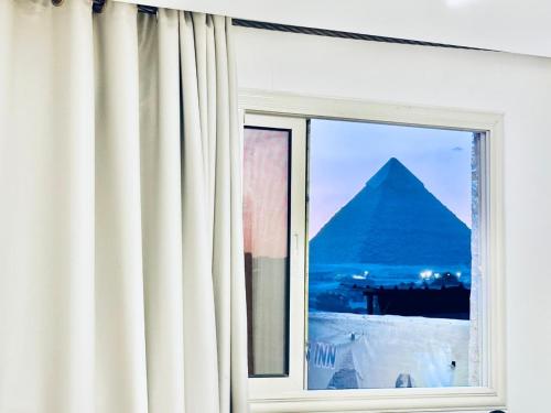 Great Sun Pyramids Inn - image 10