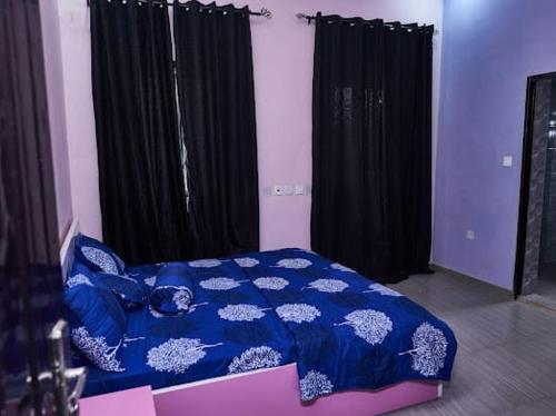 Blossom apartments in Джос