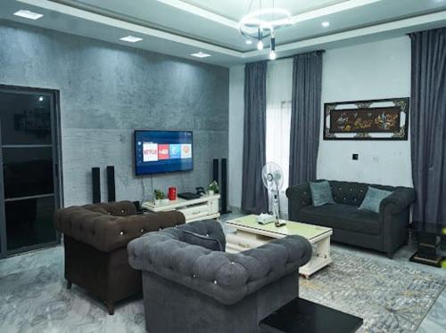 Blossom apartments in Джос