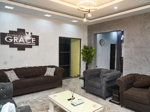 Blossom apartments in Джос