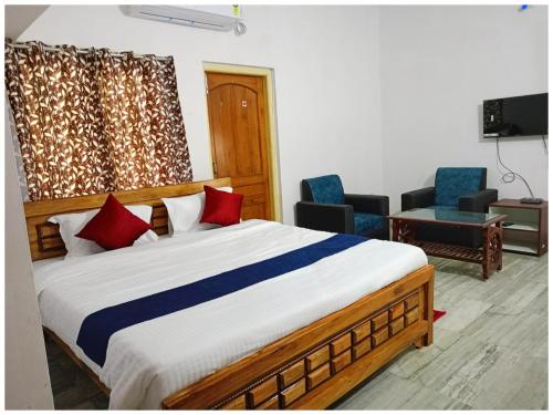Hotel Madison Homestay Near Bus Stand- Fully Air Conditioning Hotel - Luxury & Spacious Room -A Homestay In Bhubneshwar