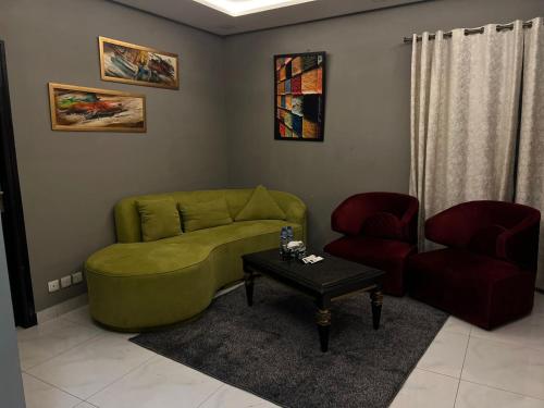 Luxor Apartments & Suites - Opal - image 2