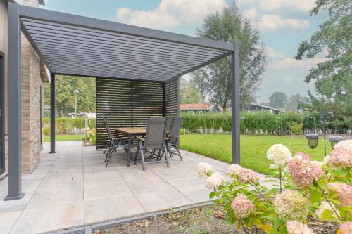 Exterior view, Nieuw! 6-persoons chalet aan het Veluwemeer dichtbij Harderwijk, Amersfoort en Zwolle in Hulshorst