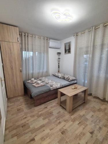 Garsonjere Bijoss in Klisa