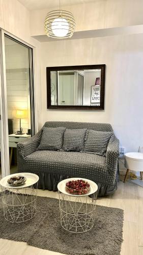 Azure Hideaway Pad