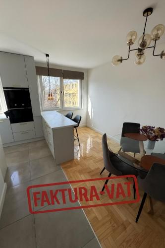 Marszalkowska City Center Apartment With Working Space - Rzeszow