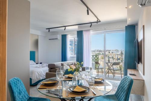 Offshore Suites Apartments in St Julians Centre
