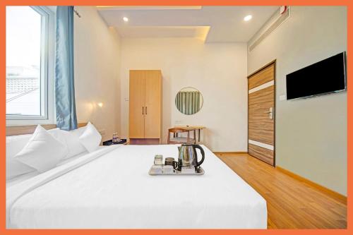 V - NEW HOTEL - ND & P PREMIUM - The Point of Kashi - Near Kashi Vishwanath Temple !! - Free Wi-Fi and Parking Facilities # Fully Air Conditioned Hotel - Best Hotel In Varanasi, Rāmnagar (foto 2)