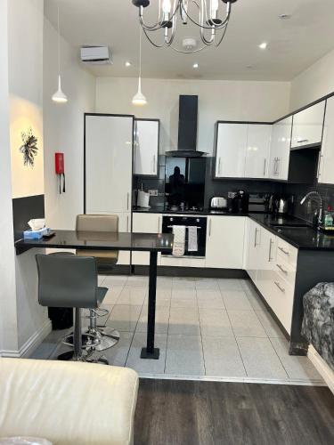 Fantastic 1 Bed in Heart of Edinburgh in Merchiston