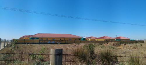 J&S Lodge in 烏姆塔塔