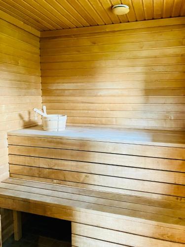Sauna, Otto Villa basseini ja saunaga in Abula