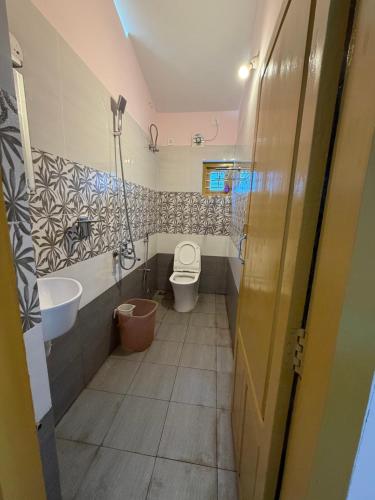 Epic inn villa 3 bhk with kitchen Varkala cliff - image 4