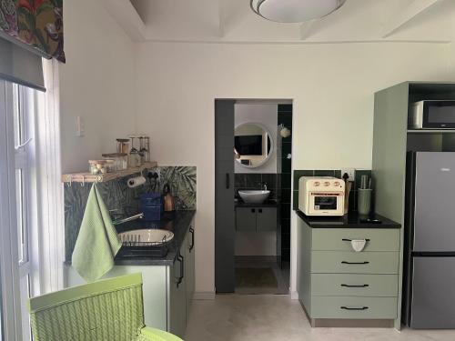 carol close1 small apartment, Eversdal