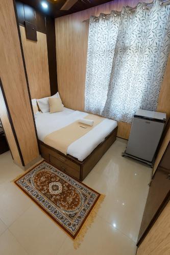 Dev Hotel
