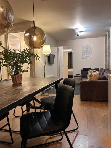 Luxury Leidseplein with Private Patio, Amsterdam (photo 6)