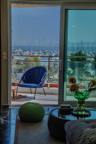 Alimos Marina Home - Luxury Corner SeaView Apartment, Athen