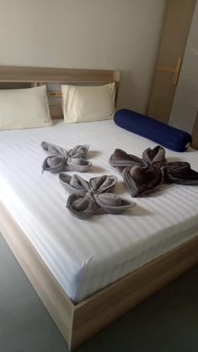 Crazy Bananas & Crazy Monkey in Koh Chang