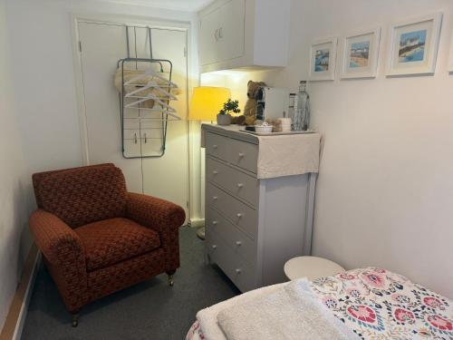 Courtyard Garden Flat in Cheltenham