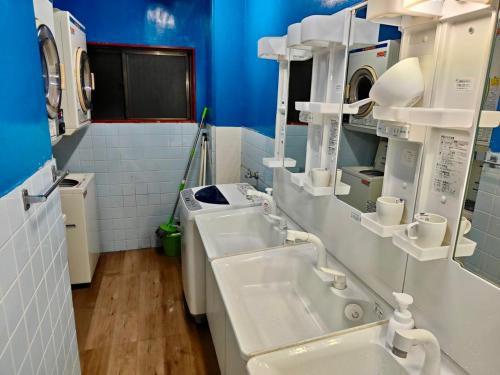 Mito Houses 20 or 28 Pax - Bus & Breakfast Options