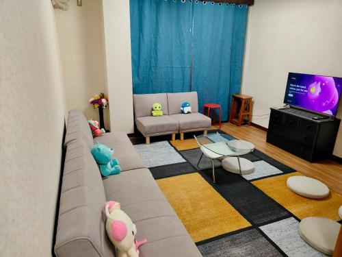 Mito Houses 20 or 28 Pax - Bus & Breakfast Options
