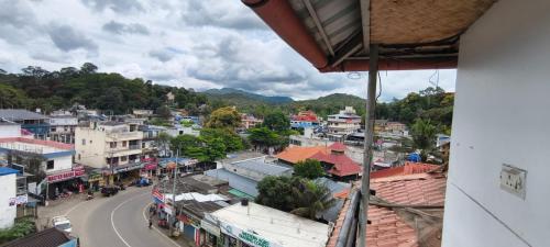 Dolphin Residency – Thekkady, NE