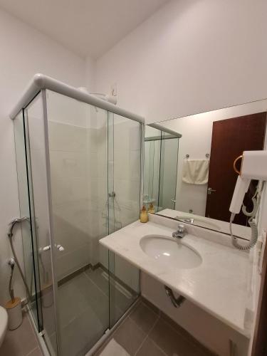 Fullano Guesthouse _ Between Copacabana and Ipanema – Comfortable Private Suites! - image 2