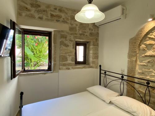 Archontiko Anastasia in Nikos Kazantzakis