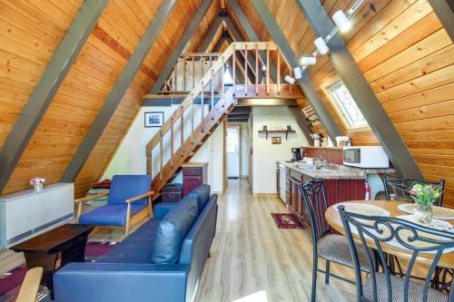 A-Frame Cabin with Deck and Grill in Pinetop!, Pinetop-Lakeside (zdjęcie 8)