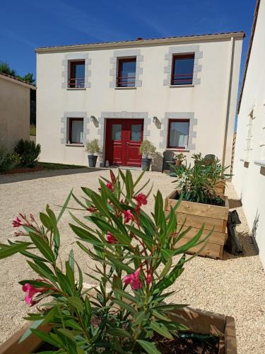 Gîte atypique plus haut de Vendée 10mn Puy duFou - Location saisonnière - Sèvremont