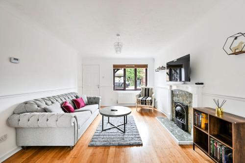 Quiet & Modern Contemporary Home for Work & Family gîte à louer Stewartby Lake