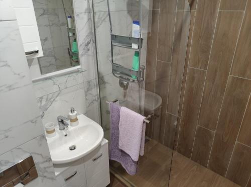 Apartment E45 in Borovets Gardens, Borovets resort, Borovets (foto 8)