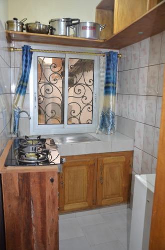 VICTOR & VICTORY GUEST HOUSE DAMAS-RAIL OBOBOGO Source, Yaundé (foto 3)