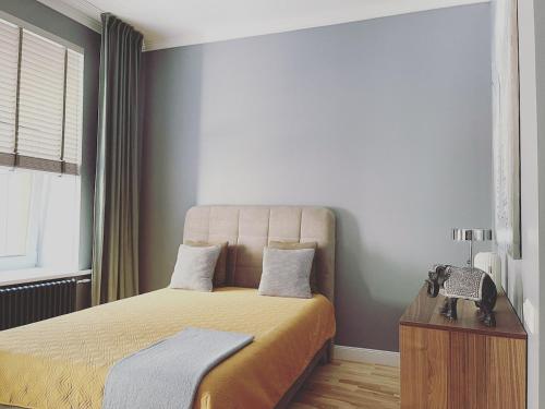 Cozy design apartment in a classic style, Riga (foto 10)