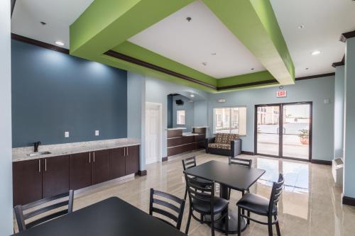 A szálláshely kívülről, Scottish Inns & Suites in Balch Springs (TX)