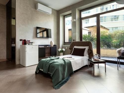 San Babila Suite, Milan (photo 9)