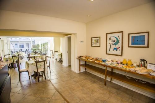 طعام و مشروبات, Joan Miro Hotel in بونتا دل إستي