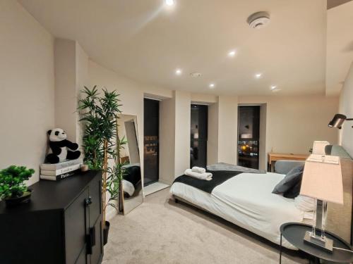 Luxury 2-Bedroom Penthouse with Stunning Views and Parking - Leeds City Centre, Leeds (Foto 2)