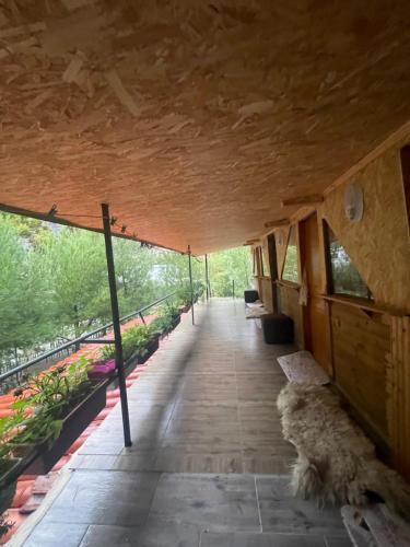 Bovilla Canyon1, Tirana (Foto 6)