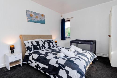 The Oak 3 Bedroom House, Birmingham