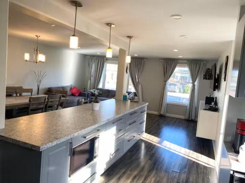 Private Rooms in a Wonderful House in Hay River (NT)