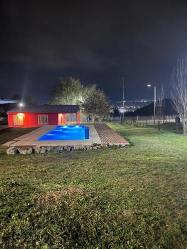 Peldbaseins, cabaña de montaña (cabana de montana) in Villa Ciudad de América