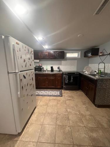 Spacious Family-friendly Apartment in East Haven