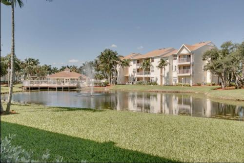 Serene Pondside Getaway - BC10 in อินเดียแลนติก (FL)