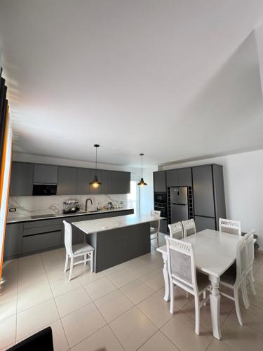 Loal Apartments