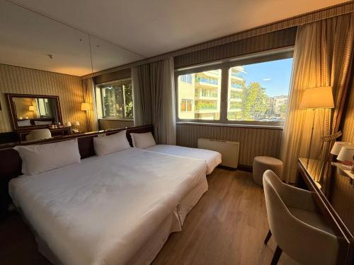 room detail thumbnail 0